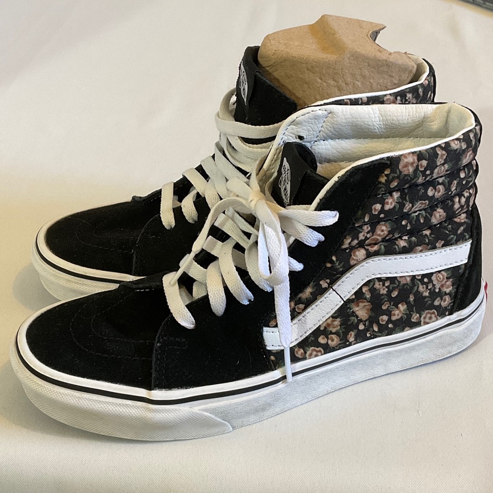 Vans Women's High-Top Sneakers in Black with Floral Panels